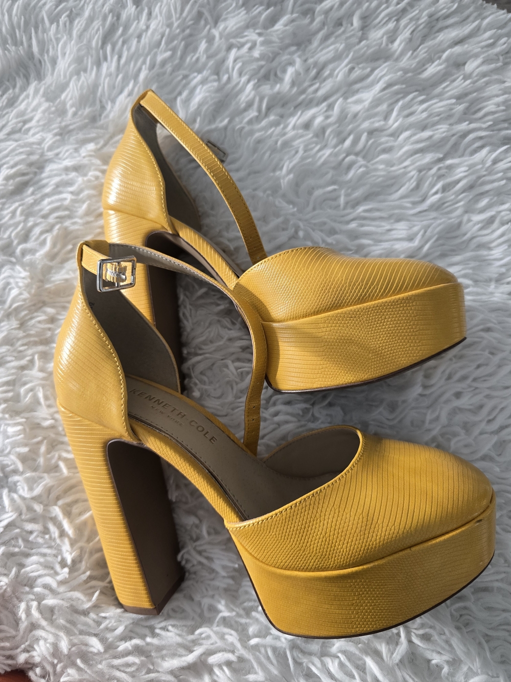 Kenneth Cole Mustard Yellow Platform Slingback Heels